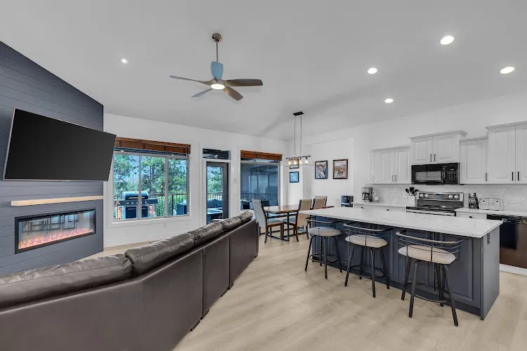 General Contractors & Renovations work by Hingley Construction & Renovations in Kelowna