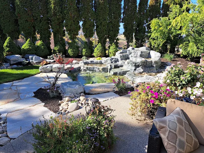 Aqua Gardens & Landscaping Ltd