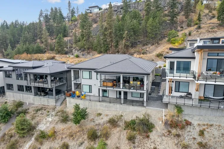 Home Builders work by Stonewood Development Corp. in Kelowna