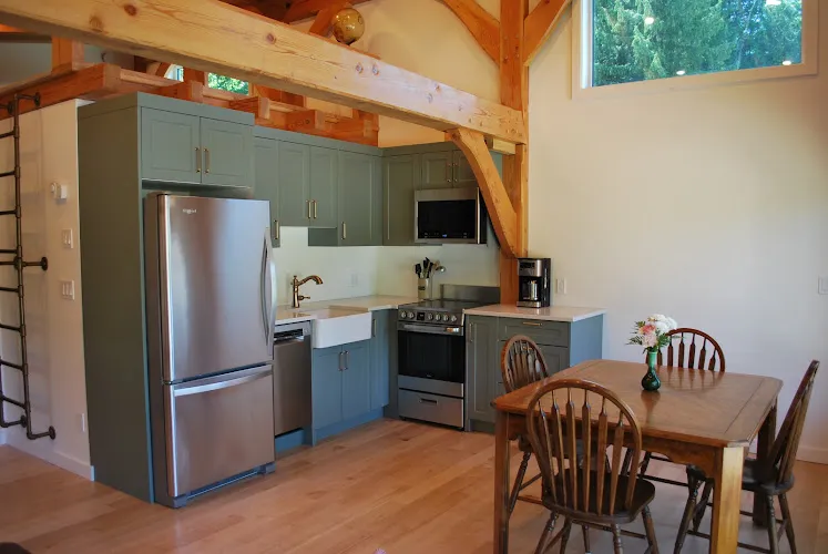 Carpenters & Millwork work by Bargoon Cabinets in Kelowna