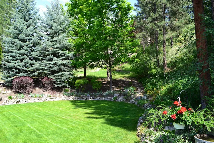 Landscaping work by Greenlife Maintenance, Landscaping & Irrigation Co. in Kelowna