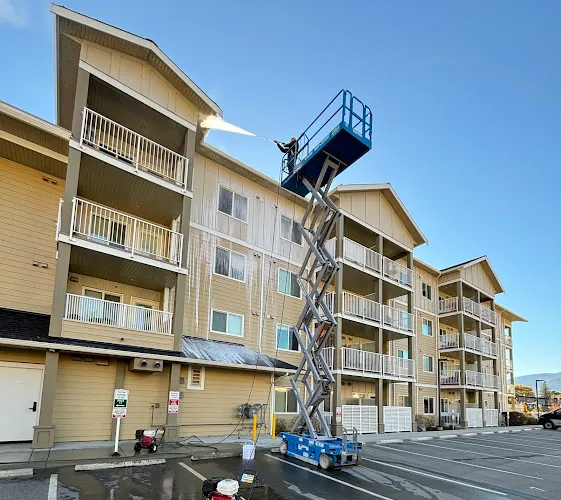 OneWash Okanagan - Pressure Washing & Window Cleaning Kelowna
